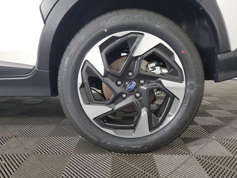New 2025 Subaru Crosstrek 2.5i Limited image 32