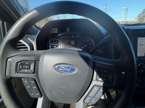 Used 2022 Ford F250 XLT w/ XLT Premium Package image 11