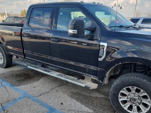 Used 2020 Ford F350 XLT image 3