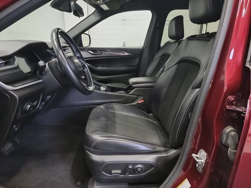 Used 2021 Jeep Grand Cherokee L Laredo AWD/4WD image 12