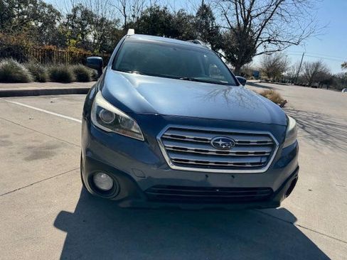 Used 2017 Subaru Outback 2.5i Premium image 6