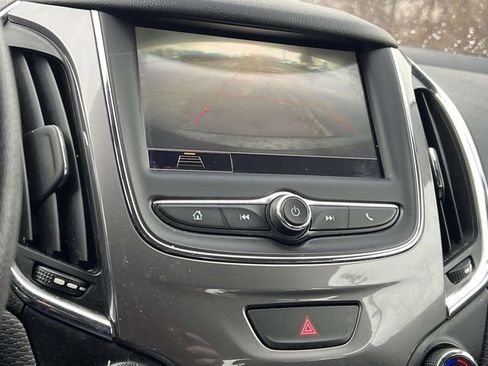 Used 2019 Chevrolet Cruze LT w/ LT Fleet Convenience Package image 25