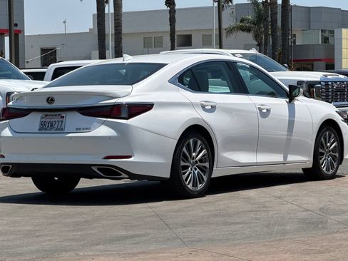 Used 2020 Lexus ES 350 w/ Premium Package FWD image 4