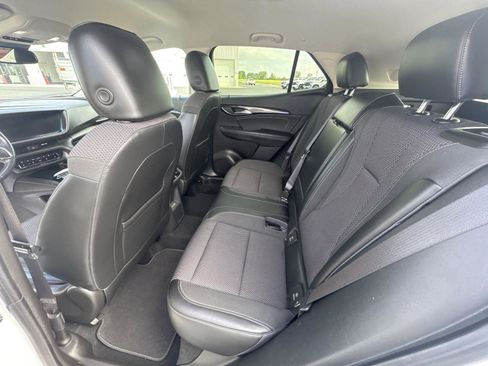Used 2022 Buick Envision Preferred FWD image 9