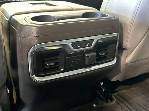 Used 2021 GMC Sierra 1500 SLT w/ SLT Premium Plus Package AWD/4WD image 30