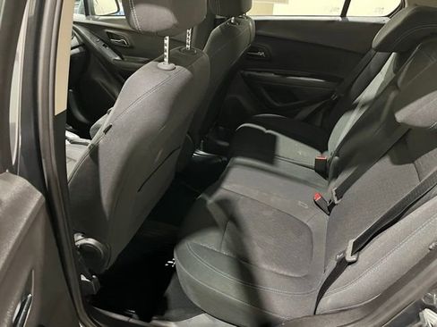 Used 2016 Chevrolet Trax LS FWD image 22