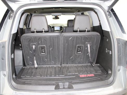 Used 2023 GMC Acadia AT4 w/ Preferred Package image 16