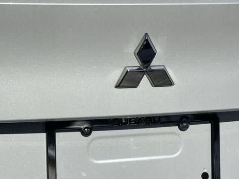 Used 2022 Mitsubishi Outlander ES AWD/4WD image 11