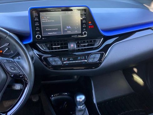 Used 2021 Toyota C-HR XLE image 6