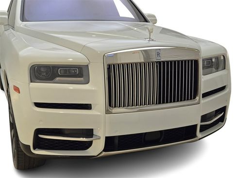 Certified 2019 Rolls-Royce Cullinan image 7