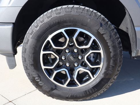 Used 2023 Ford F150 Lariat w/ Max Trailer Tow Package image 31