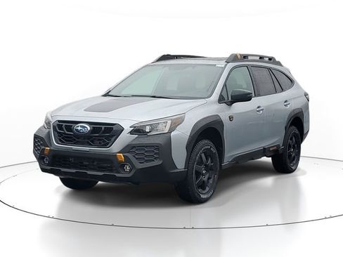 Used 2025 Subaru Outback Wilderness image 2