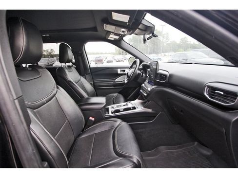 Certified 2020 Ford Explorer ST w/ ST Street Pack AWD/4WD image 30