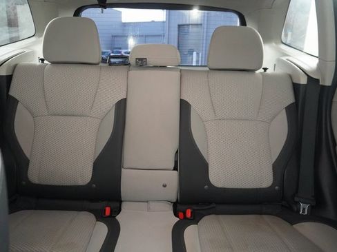 Used 2019 Subaru Forester Premium w/ All-Weather Package image 32