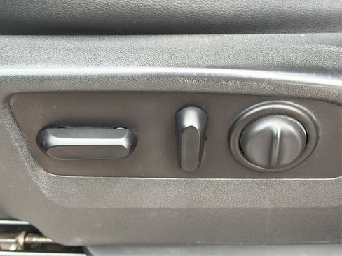 Used 2020 GMC Sierra 2500 AT4 image 33