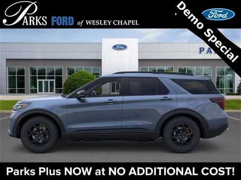 New 2026 Ford Explorer Tremor image 3