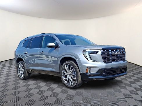 Used 2026 GMC Acadia Denali Ultimate w/ LPO, Floor Liner Package AWD/4WD image 1