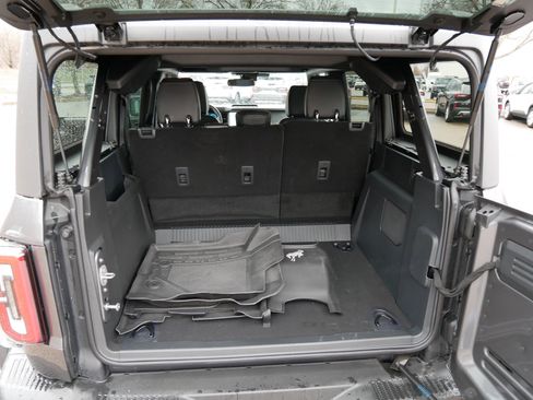 Used 2025 Ford Bronco Badlands AWD/4WD image 18