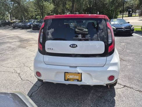 Used 2018 Kia Soul + FWD image 6