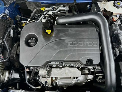 Used 2024 GMC Terrain SLT w/ Tech Package image 27