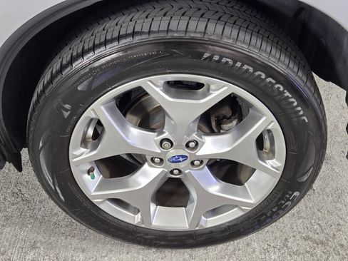 Used 2018 Subaru Forester 2.5i Touring w/ Popular Package #3B AWD/4WD image 13