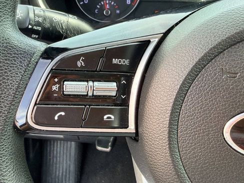 Used 2019 Kia Forte LXS FWD image 13