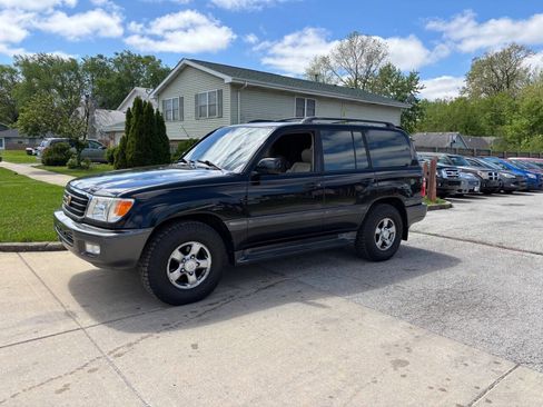 Used 2001 Toyota Land Cruiser AWD/4WD image 16