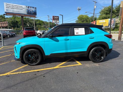 Used 2021 Chevrolet TrailBlazer RS w/ Sun and Liftgate Package AWD/4WD image 6