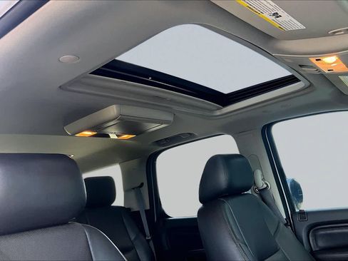 Used 2014 GMC Yukon Denali RWD image 12