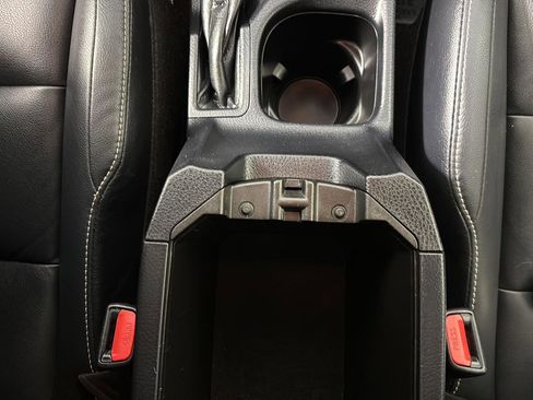 Used 2017 Toyota RAV4 Limited w/ Carpet Mat Package AWD/4WD image 34