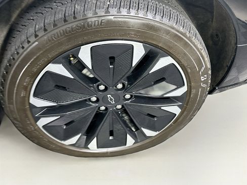 Used 2024 Chevrolet Blazer EV RS RWD image 11