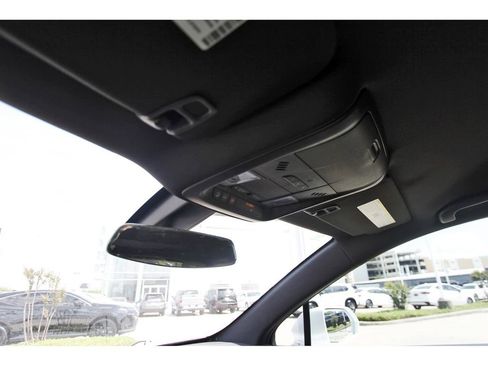 Used 2019 Cadillac XT5 FWD image 18