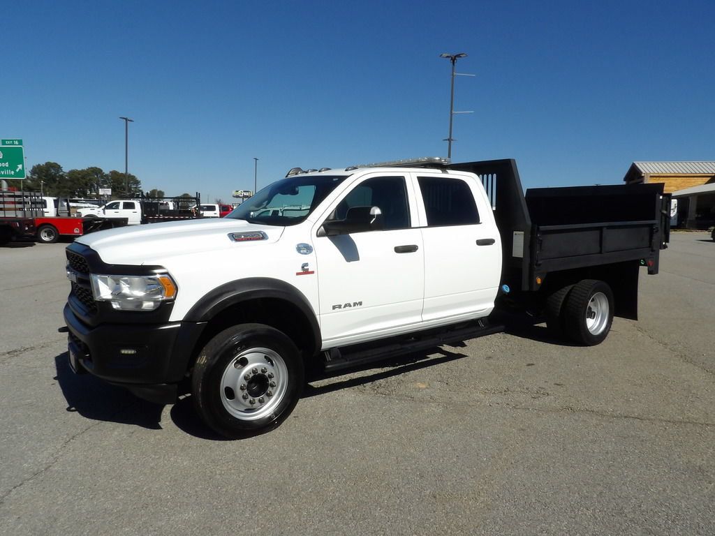 Used 2020 RAM 5500 Tradesman RWD image 3