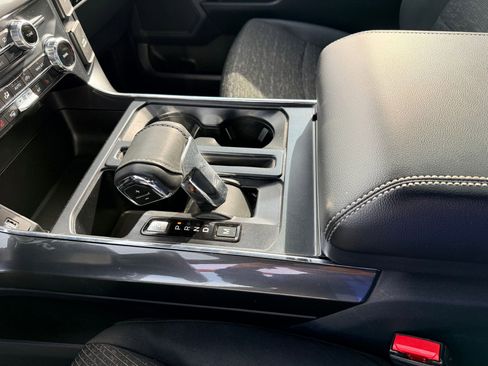 Used 2022 Ford F150 XLT w/ Equipment Group 302A High image 13