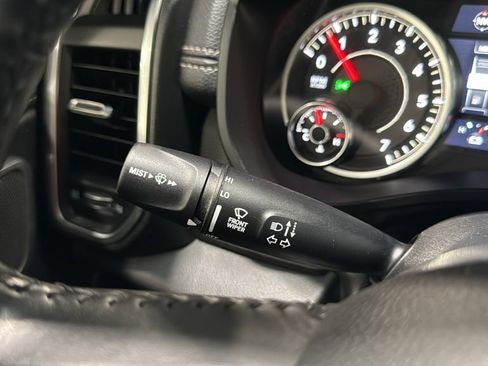 Used 2023 RAM 1500 Laramie AWD/4WD image 31