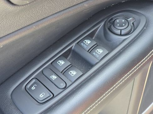 Used 2021 Jeep Compass Latitude AWD/4WD image 23