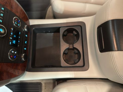 Used 2013 Chevrolet Avalanche LT w/ All-Star Edition image 19