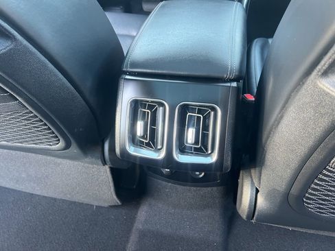Used 2022 Kia Sorento EX w/ Panoramic Sunroof Package AWD/4WD image 21