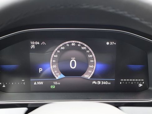 Used 2025 Volkswagen Jetta SE image 29