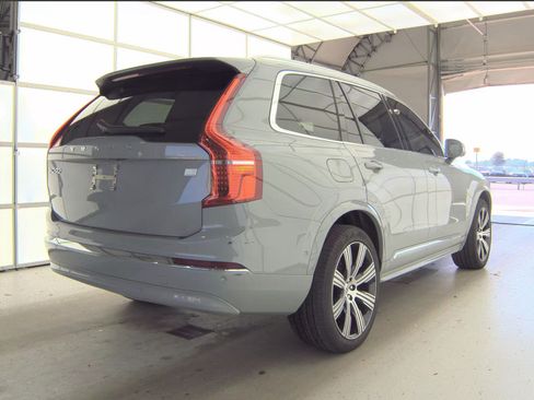 Certified 2024 Volvo XC90 T8 Plus w/ Protection Package Premier AWD/4WD image 2