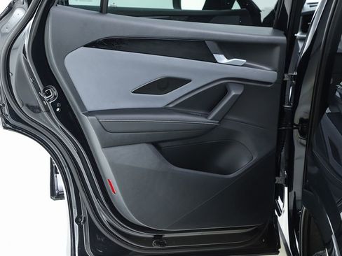 New 2026 Volkswagen Tiguan SE R-Line image 17