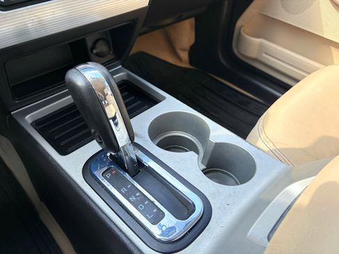 Used 2008 Ford Edge SEL image 40