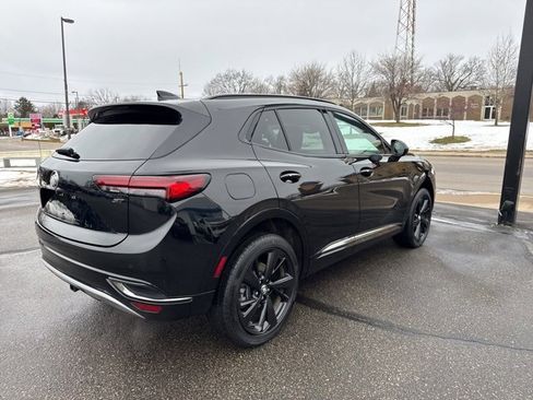 Used 2023 Buick Envision Preferred image 5