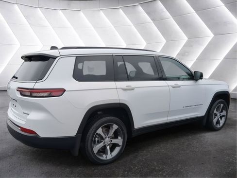 New 2026 Jeep Grand Cherokee L Limited AWD/4WD image 6