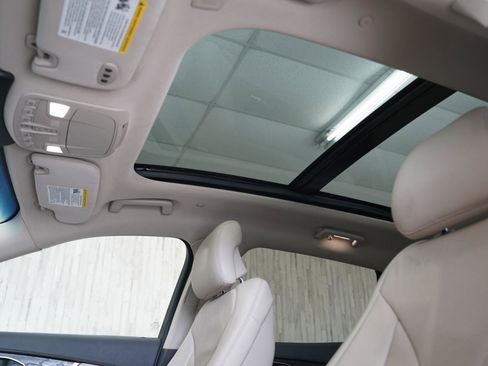 Used 2019 Lincoln Nautilus Reserve w/ Driver Assistance Package image 24