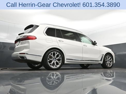 Used 2021 BMW X7 xDrive40i w/ Parking Assistance Package AWD/4WD image 43