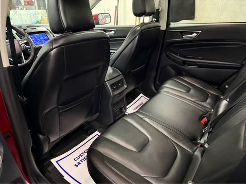 Used 2020 Ford Edge Titanium w/ Equipment Group 301A image 24