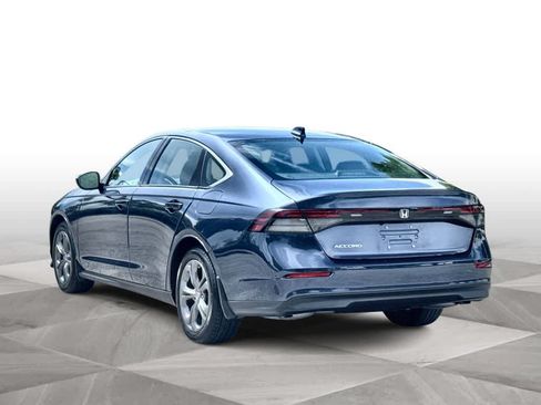 Used 2023 Honda Accord EX image 6