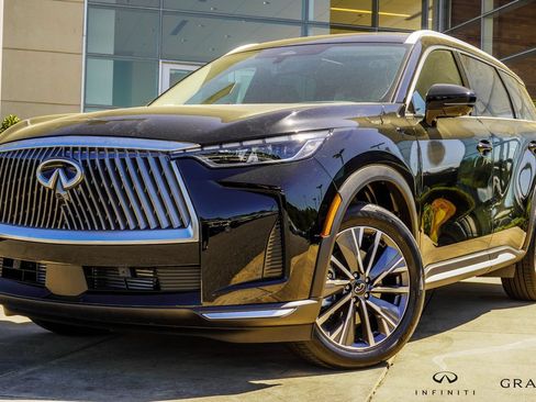 Certified 2026 INFINITI QX60 Luxe w/ Family Package AWD/4WD image 1