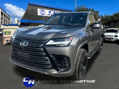 Used 2022 Lexus LX 600 4WD w/ Appearance Package image 1